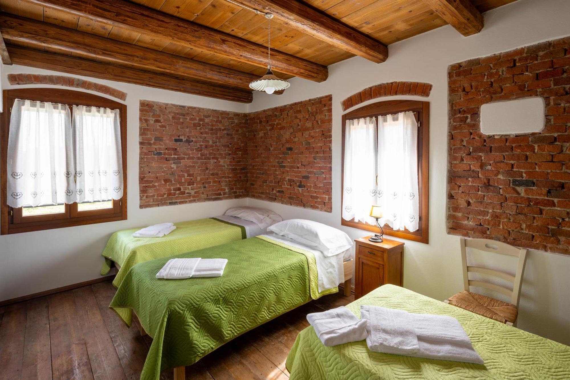 Locanda Ca'Vejo Srl Megliadino San Vitale Exterior foto
